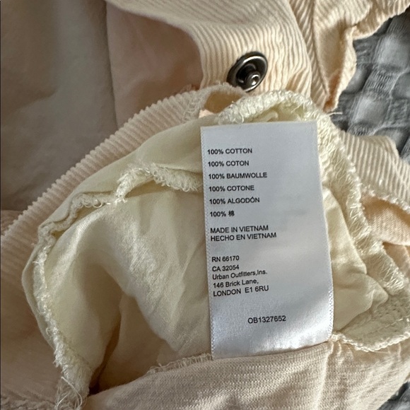 Urban Outfitters Quinn Shortie Knock Out Corduroy Romper - Picture 6 of 10